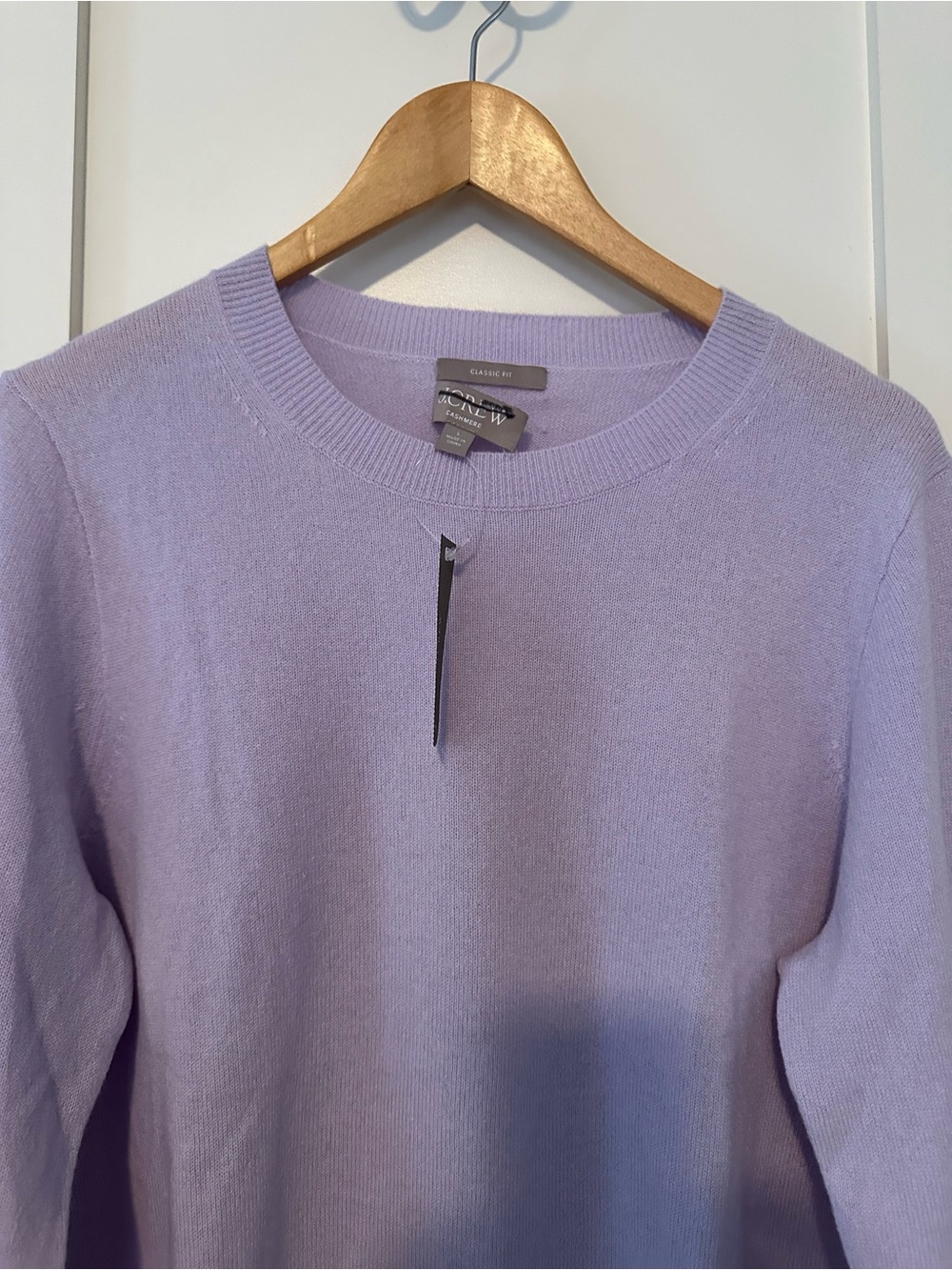 NWT J.Crew Cashmere Classic-Fit Crewneck Sweater Sweet Hyacinth Large *tag loose - Picture 6 of 12